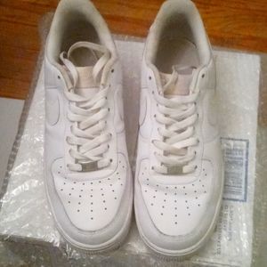 Nike AF1 Triple White